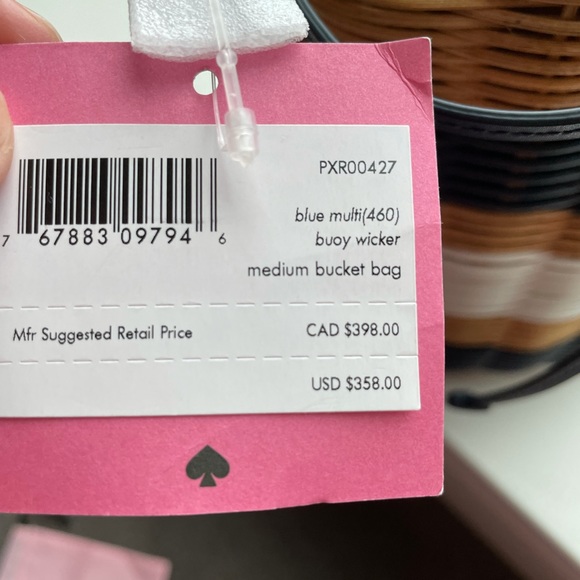 SOLD! 🎉Kate Spade medium wicker basket bag white navy stripe brand new with tag - Picture 8 of 15